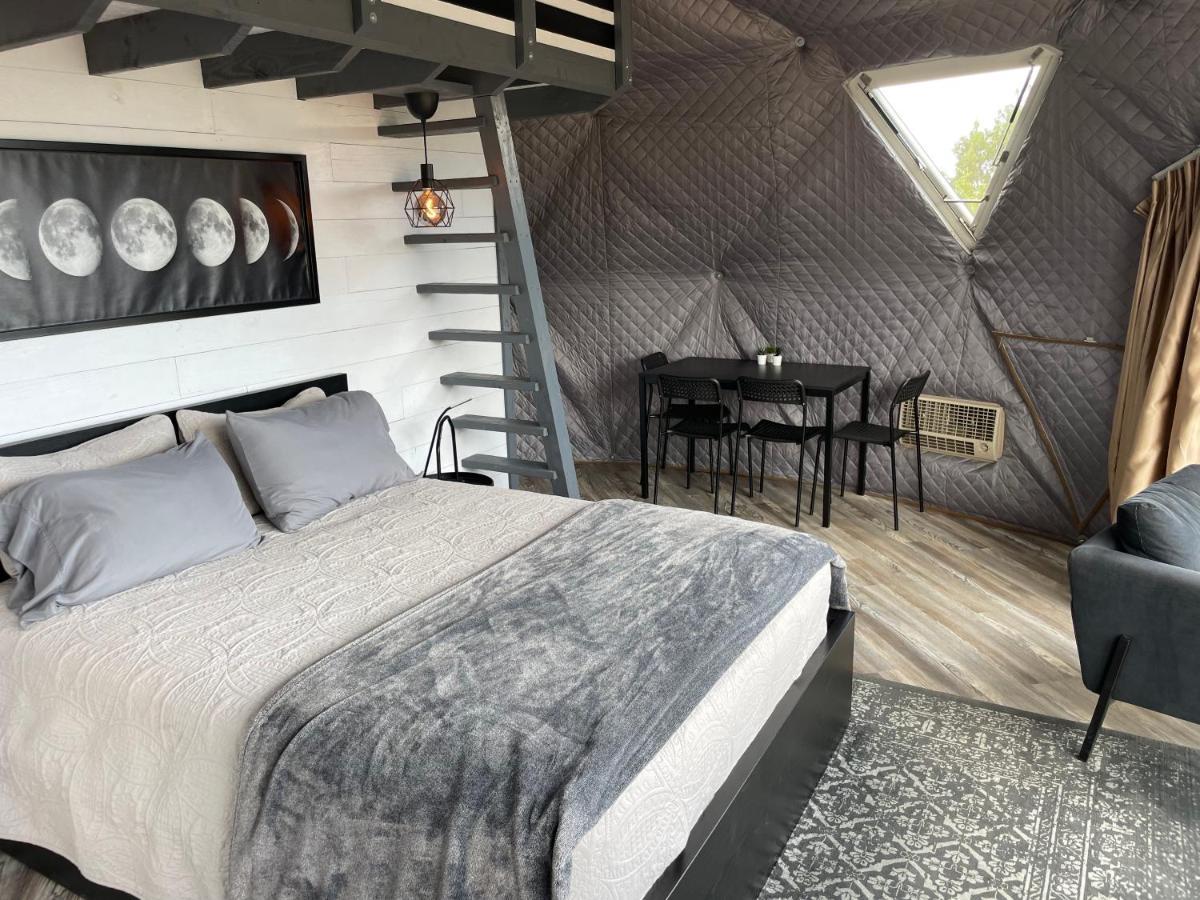 Canyon Rim Domes - A Luxury Glamping Experience!! Монтичело Екстериор снимка