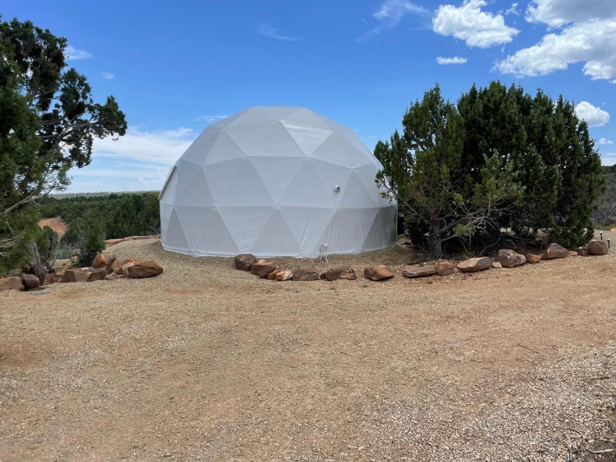 Canyon Rim Domes - A Luxury Glamping Experience!! Монтичело Екстериор снимка