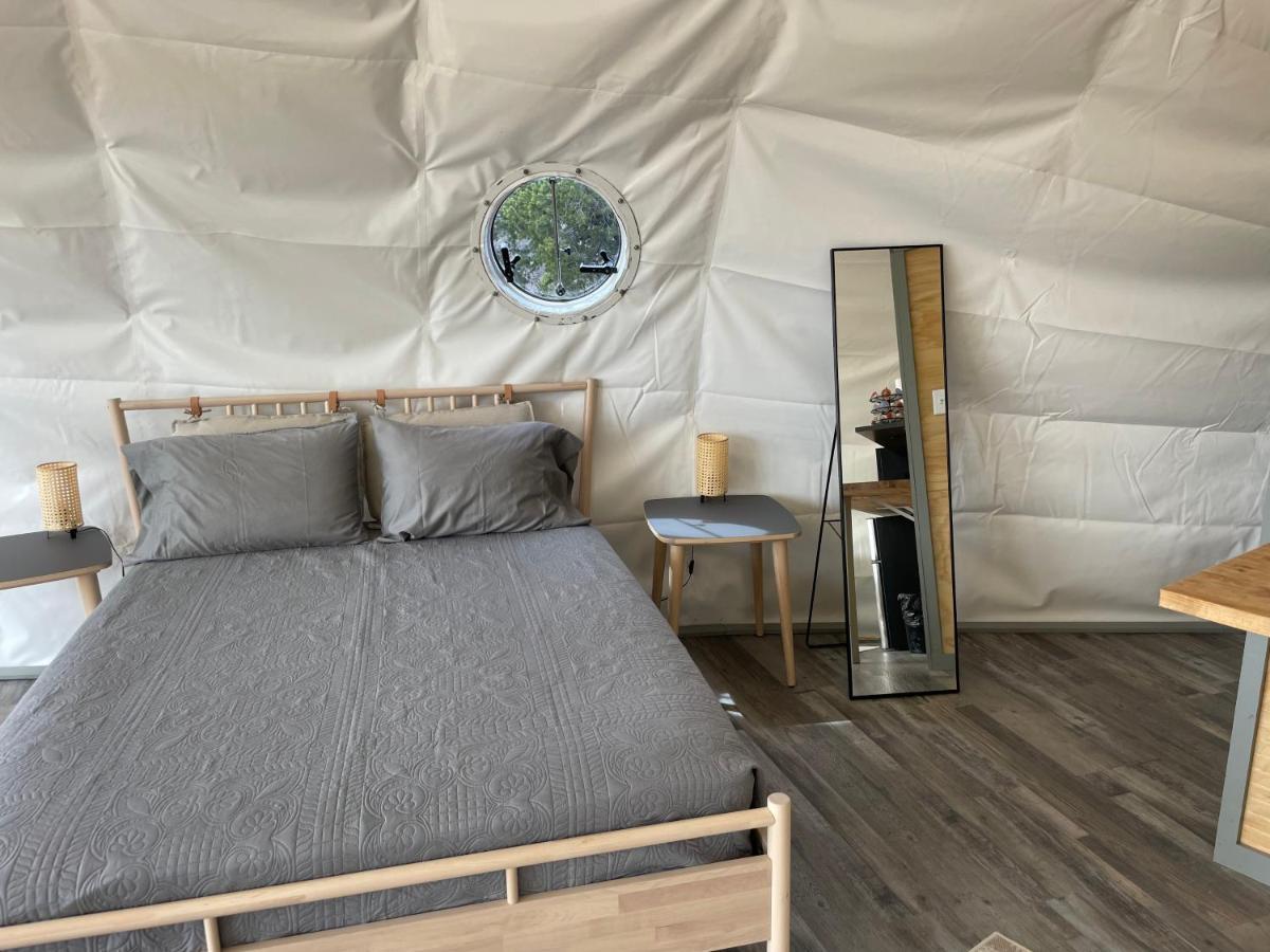 Canyon Rim Domes - A Luxury Glamping Experience!! Монтичело Екстериор снимка