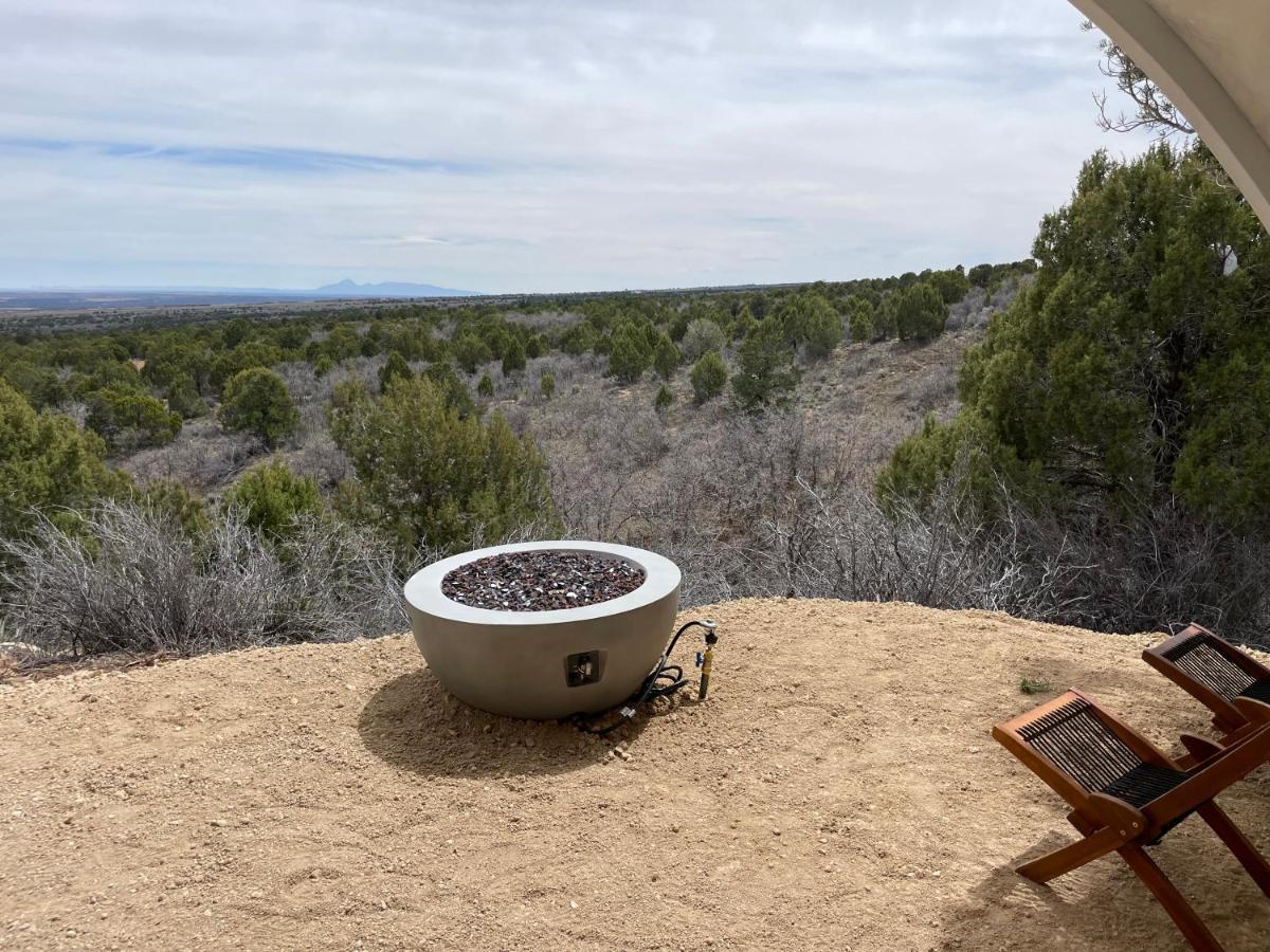 Canyon Rim Domes - A Luxury Glamping Experience!! Монтичело Екстериор снимка